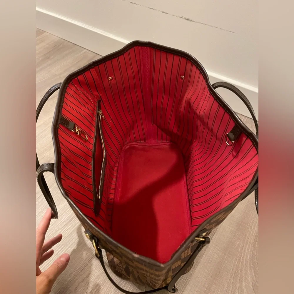 Louis Vuitton Damier Neverfull MM - Picture 7 of 12